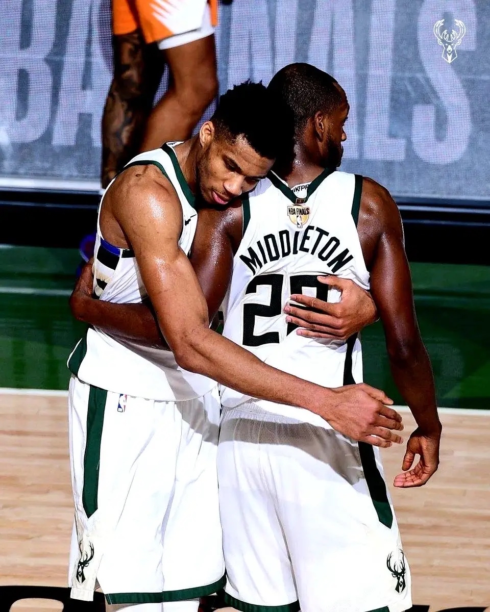 凯尔特人力克广东队,利拉德扛起全队 凯尔特人力克广东队,利拉德扛起全队