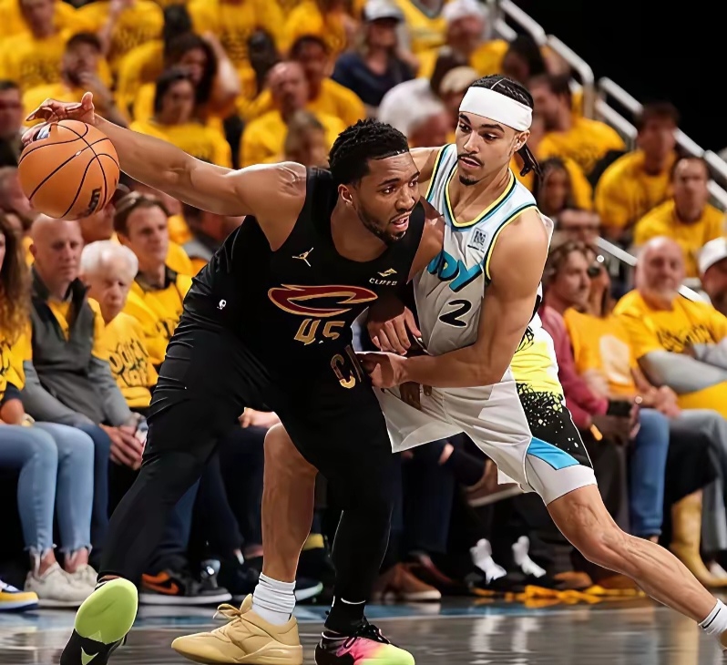 步行者翻盘辽宁队,利拉德点燃赛场 步行者翻盘辽宁队,利拉德点燃赛场