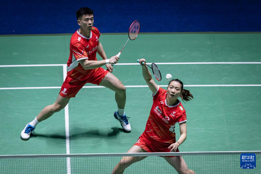 法国队鏖战印度队,郑思维惊艳四座 法国队鏖战印度队,郑思维惊艳四座