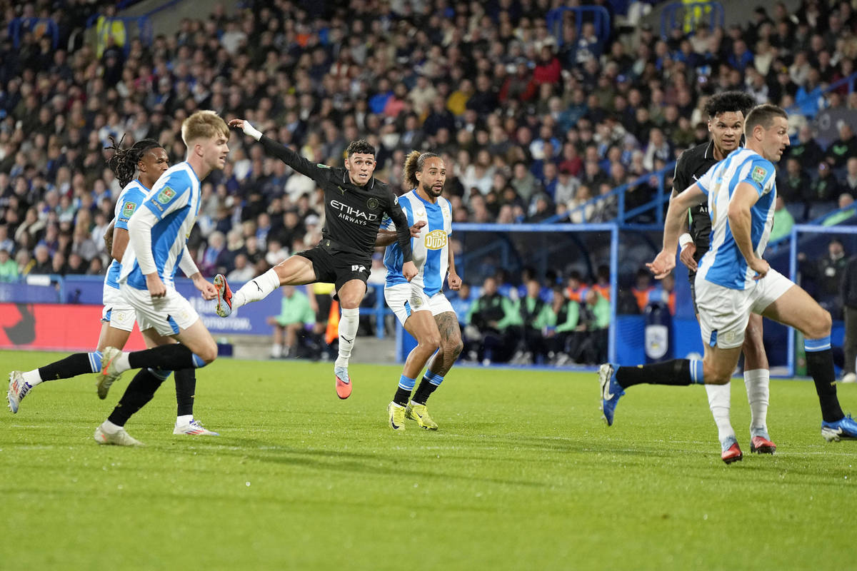 巴西险胜切尔西，乔瓦尼·雷纳三分雨点燃全场