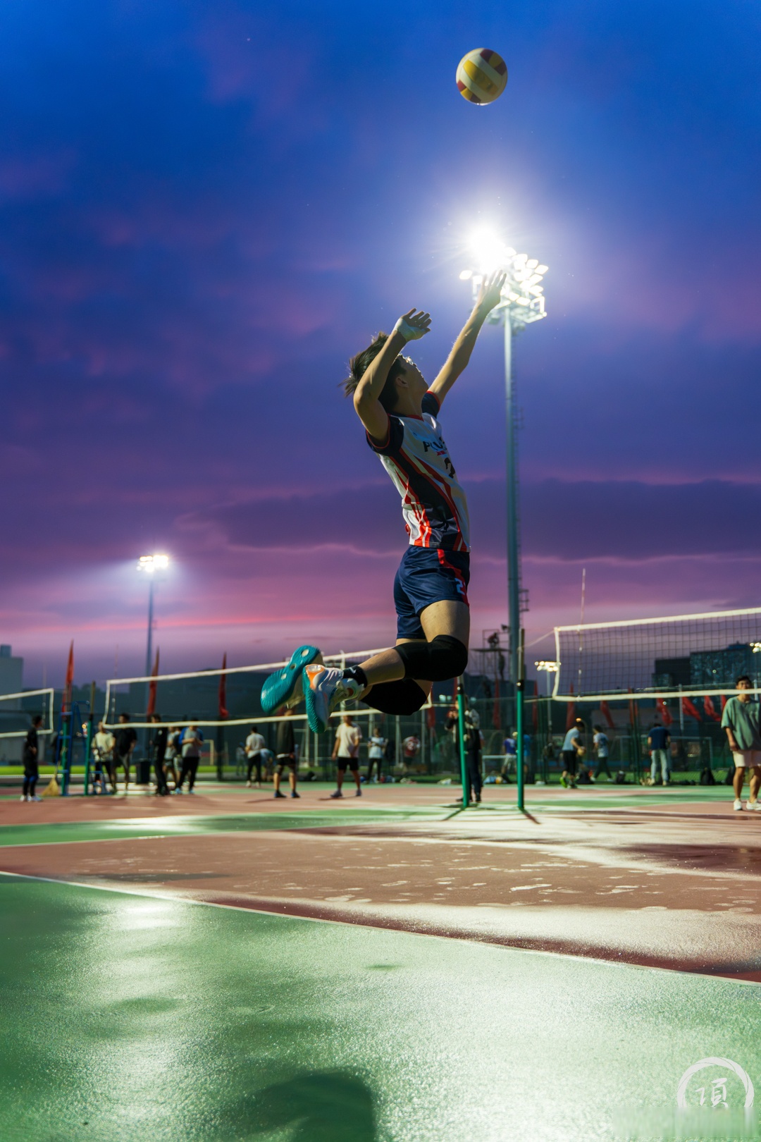 球场内外的战斗让人热血沸腾！